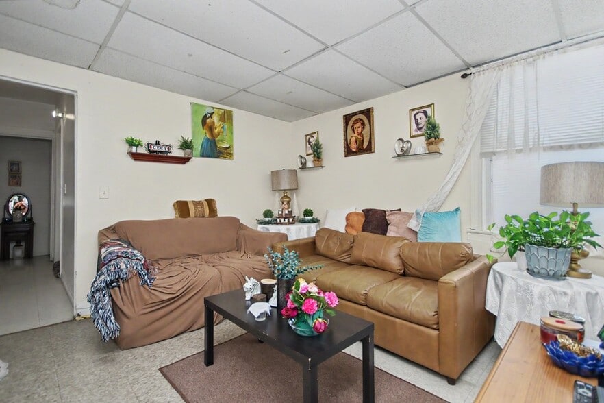 More Photos Of 1719 Edward St, Ossining Multifamily For Sale