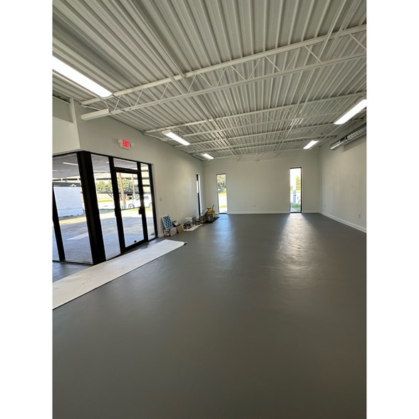 More Photos Of 2845 Irving Blvd, Dallas Freestanding For Lease