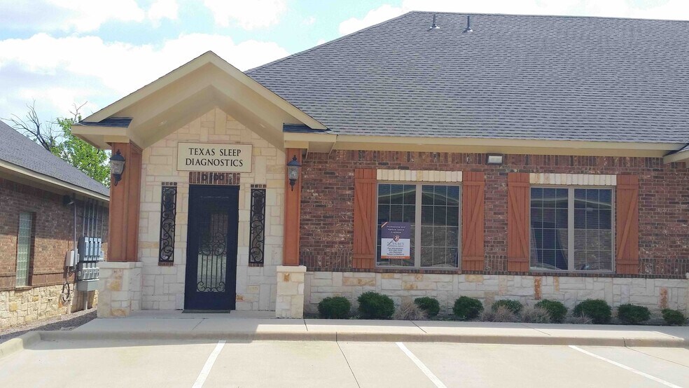More Photos Of 7000 Parkwood Blvd, Frisco Office For Lease