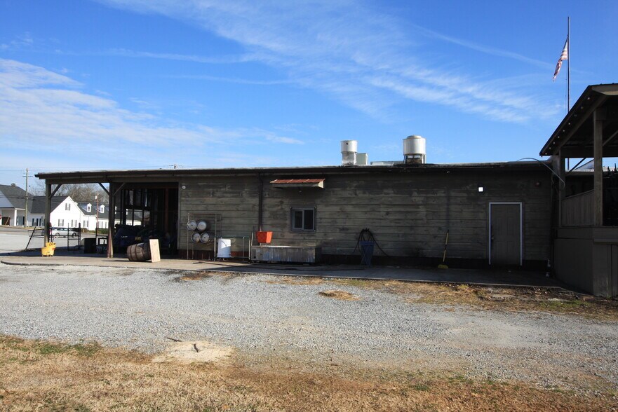 More Photos Of 217 W Elm St, Rockmart Specialty For Sale