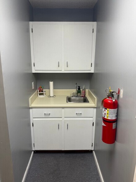 More Photos Of 1205 Baytree Rd, Valdosta Medical For Lease