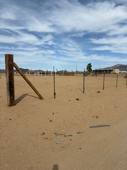 Primary Photo Of 8387 Terry rd, Dolan Springs Land For Lease