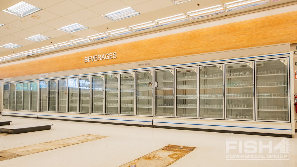 More Photos Of 24 East Ave, Wellsboro Drugstore For Sale