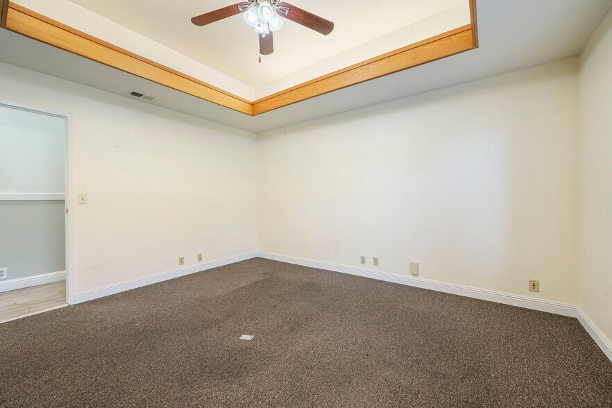 More Photos Of 2100 Tennessee St, Vallejo Office For Sale