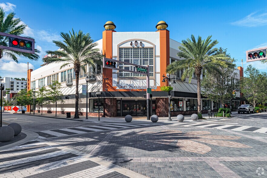 More Photos Of 400 Clematis St, West Palm Beach Loft Creative Space For Lease