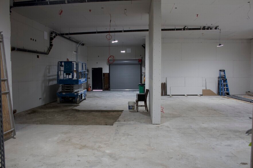 More Photos Of 2400 Broadway, Oakland General Retail For Lease