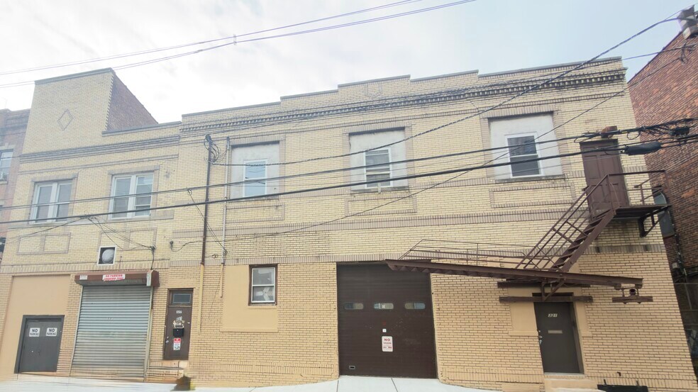 Primary Photo Of 327-333 53rd St, West New York Warehouse For Lease