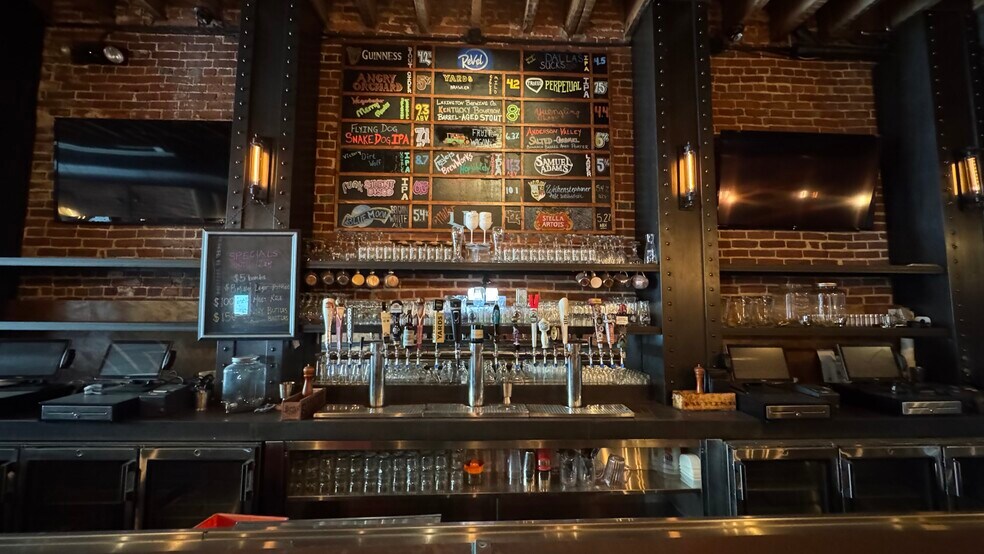 More Photos Of 215-217 Broadway, Bethlehem Restaurant For Lease