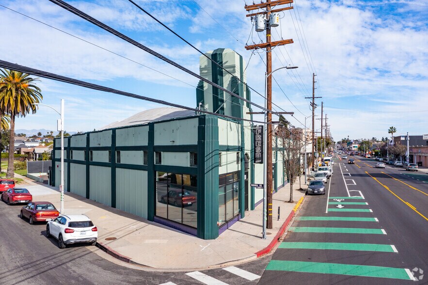 Primary Photo Of 4525 W Adams Blvd, Los Angeles Storefront Retail Office For Lease