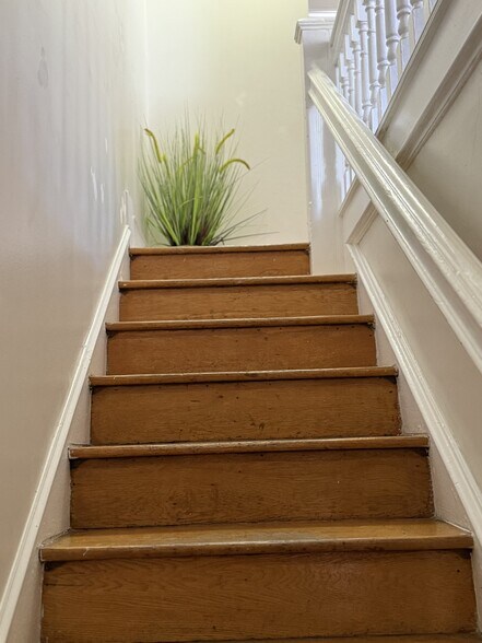 More Photos Of 116 Greenwood Ave, Wyncote Loft Creative Space For Sale