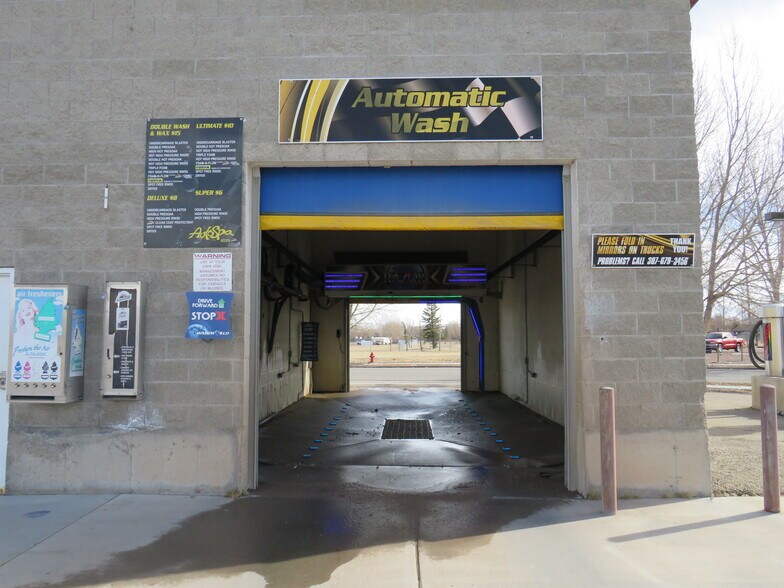 More Photos Of 600 Parkway Dr., Mountain View Specialty For Sale