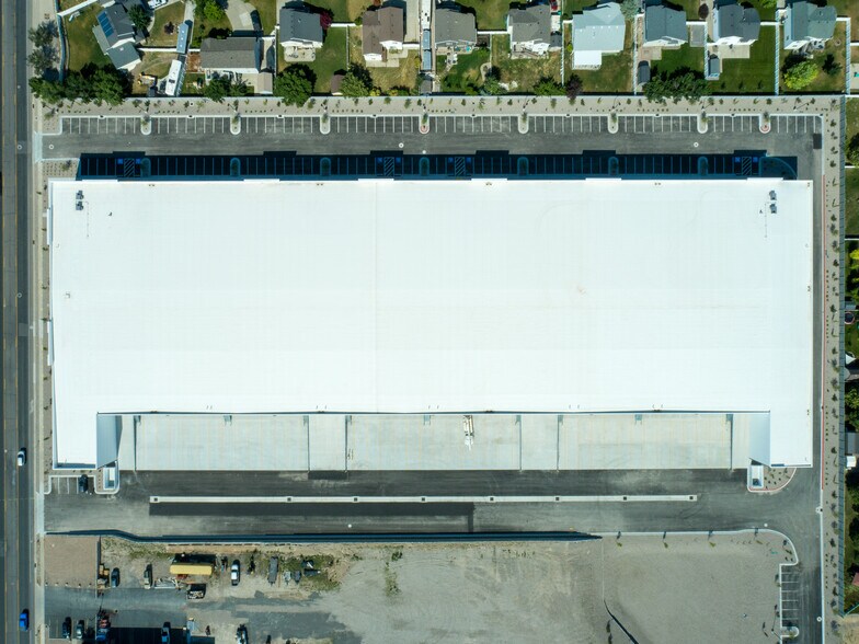 More Photos Of 1376 W 2600 S, Woods Cross Distribution For Lease