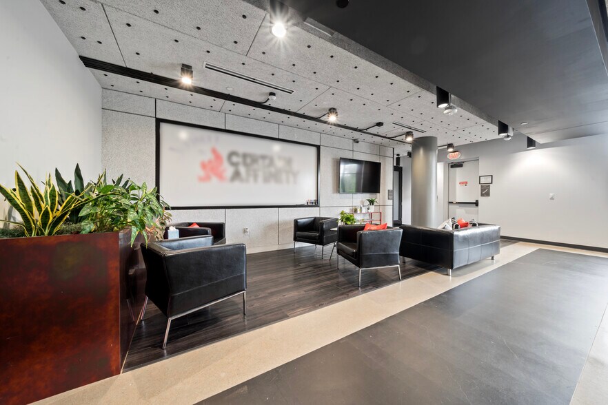 More Photos Of 7620 Guadalupe St, Austin Office For Lease