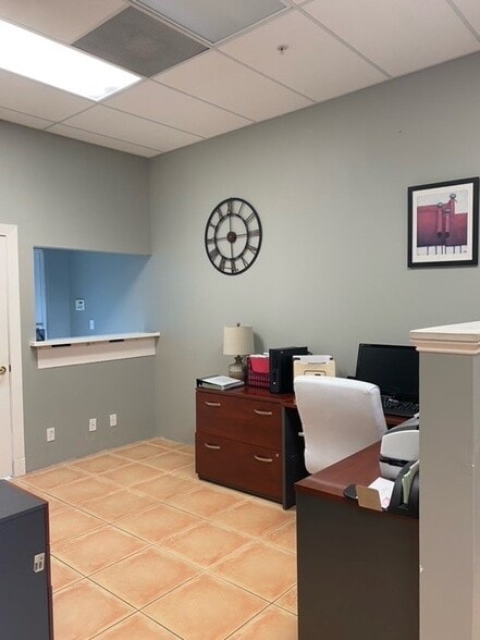 More Photos Of 3307 Northlake Blvd, Palm Beach Gardens Office For Sale