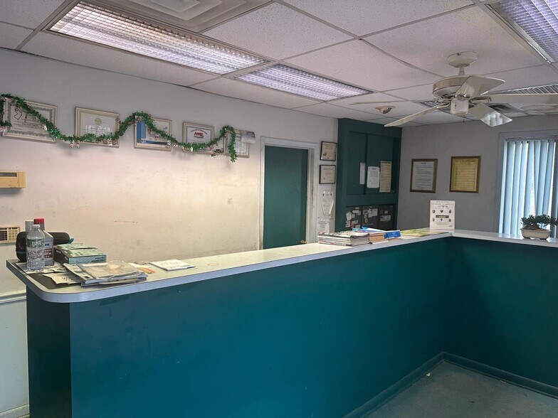 More Photos Of 1614 Stelton Rd, Piscataway Service Station For Sale