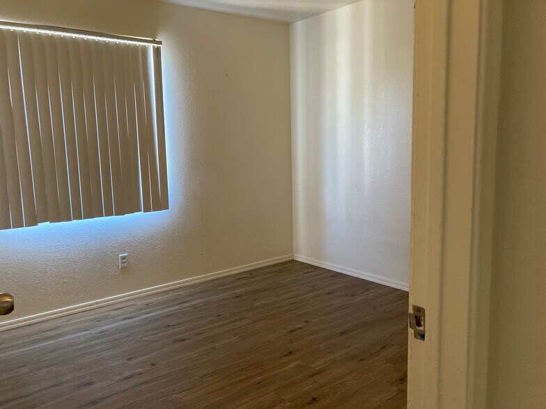 More Photos Of 2855 N Sparkman Blvd, Tucson Apartments For Sale