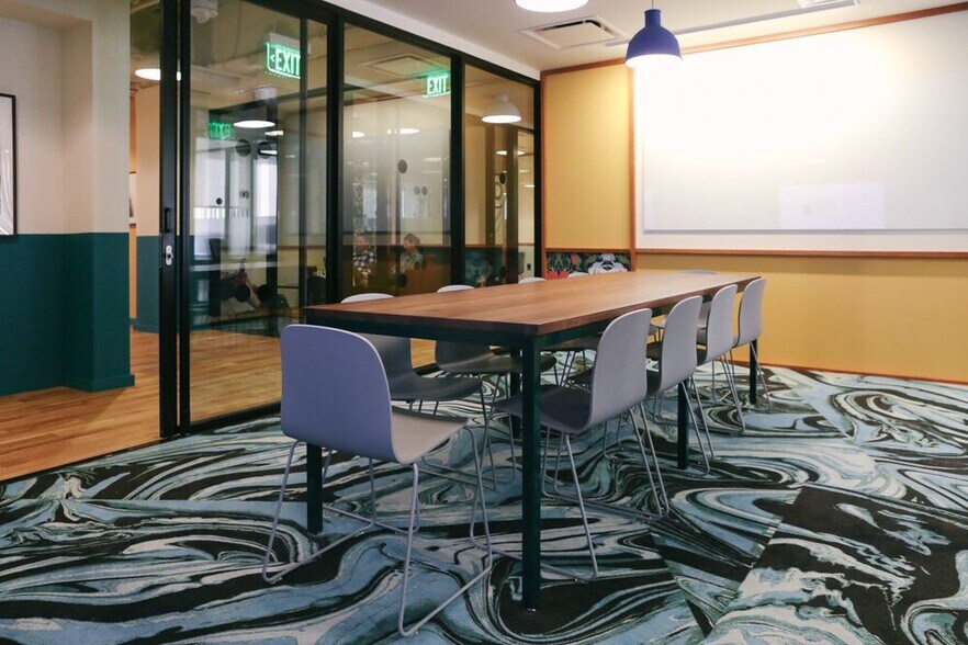 More Photos Of Two Embarcadero Ctr, San Francisco Office For Lease