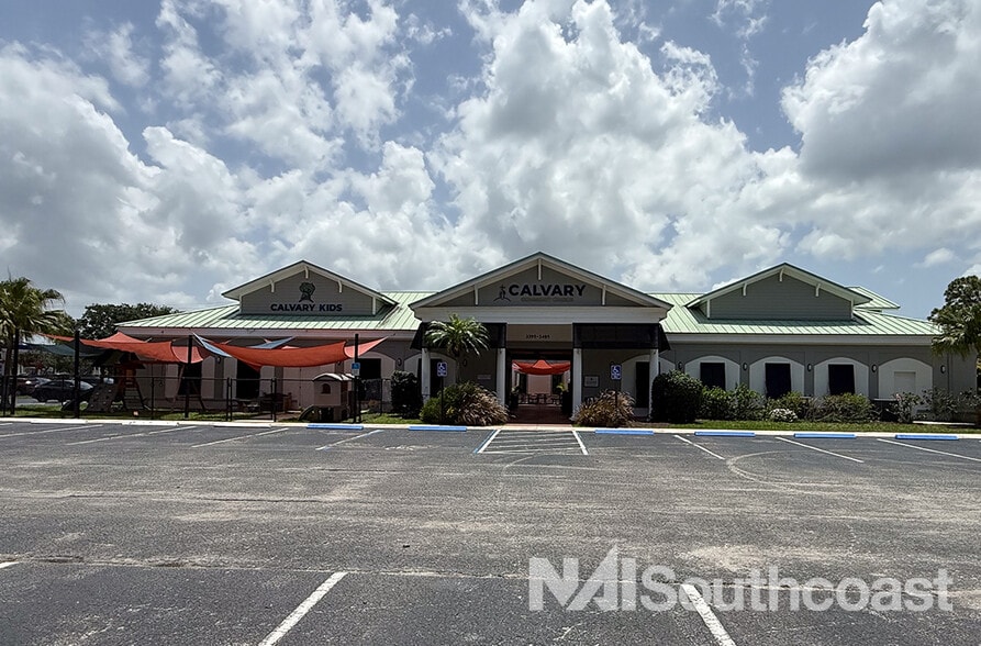 More Photos Of 3395-3405 NW Federal Hwy, Jensen Beach Freestanding For Sale