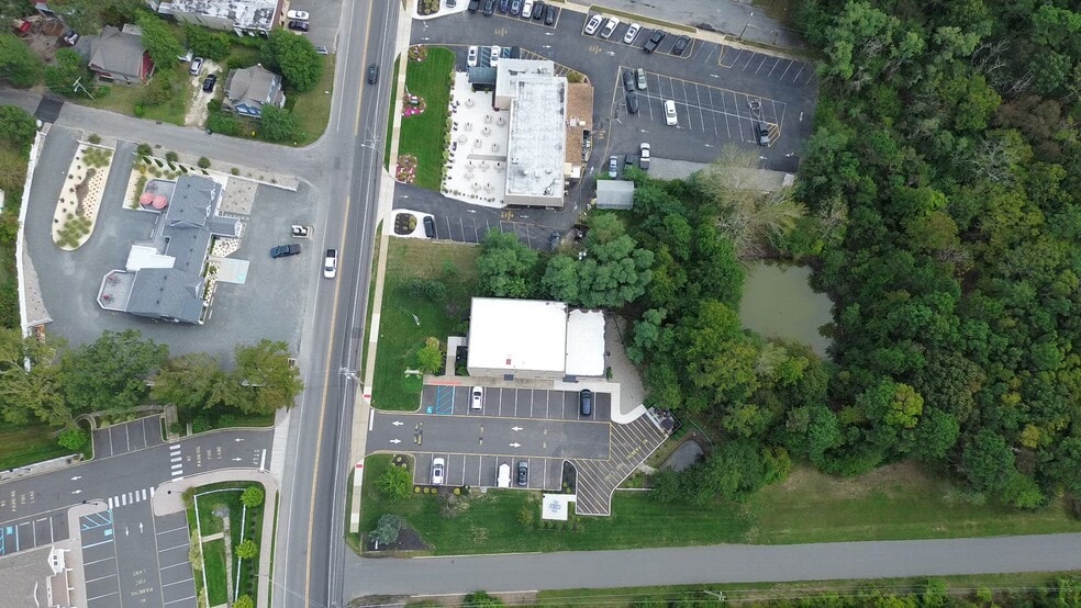 Primary Photo Of 253 Mantoloking Rd, Brick Apartments For Sale