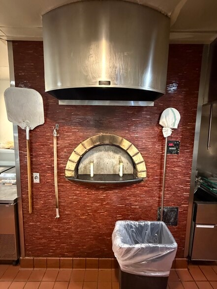 More Photos Of 6960 S Rainbow Blvd, Las Vegas Restaurant For Sale