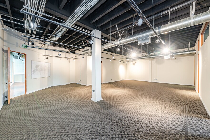 More Photos Of 8949 Irvine Center Dr, Irvine Office For Sale