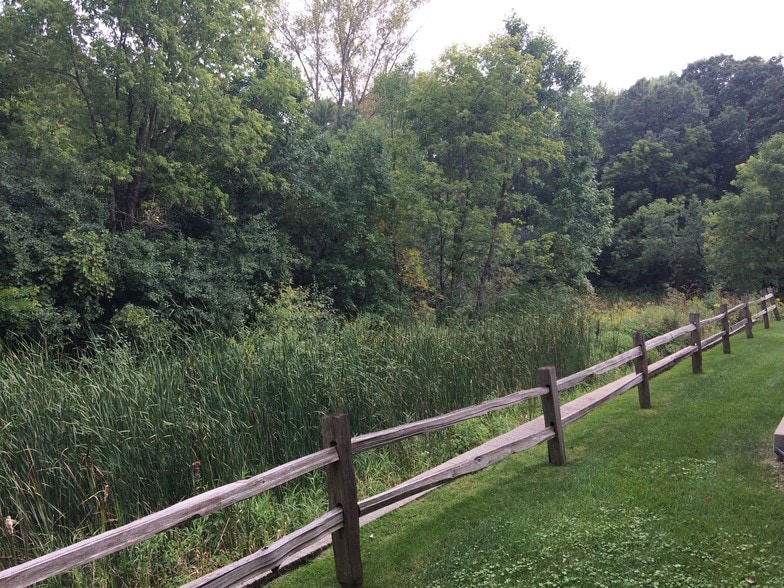 More Photos Of 3820 N Cleveland Ave N, Arden Hills Office For Sale