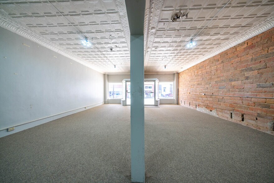 More Photos Of 113 E Main St, Willow Springs Storefront For Sale