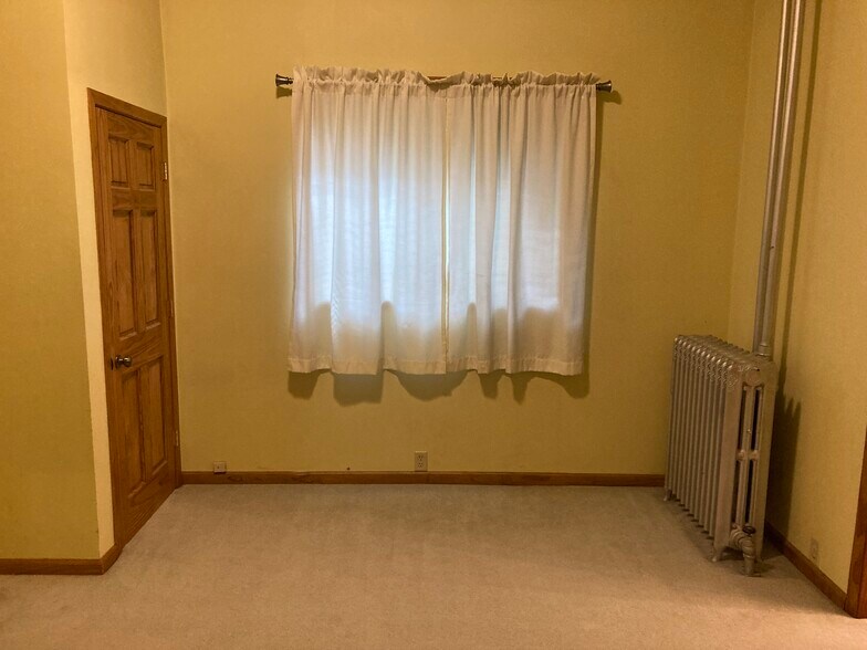 More Photos Of 117 W 3rd St, Duluth Apartments For Sale