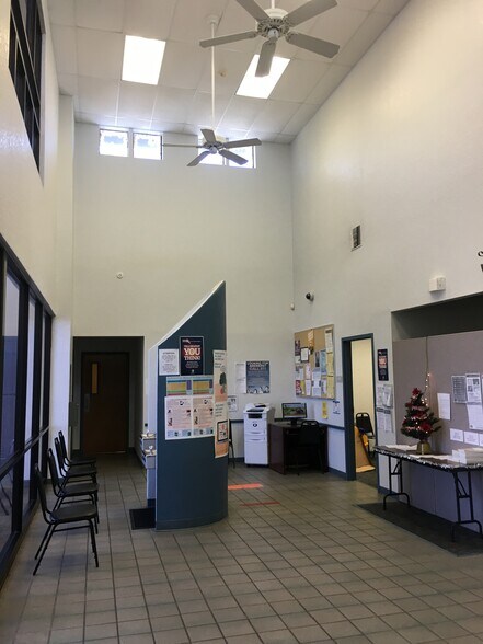 More Photos Of 206 8th St, Fabens Medical For Sale