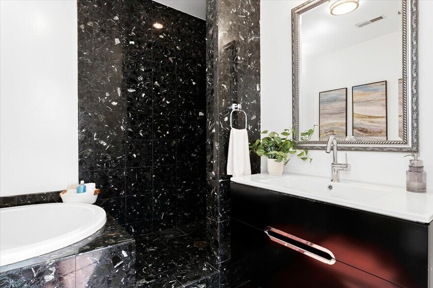 More Photos Of 1250 Folsom St, San Francisco Office Residential For Sale