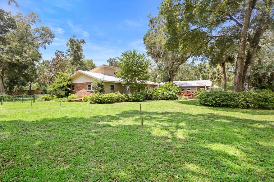 More Photos Of 1056 Reynolds Rd, De Leon Springs Specialty For Sale