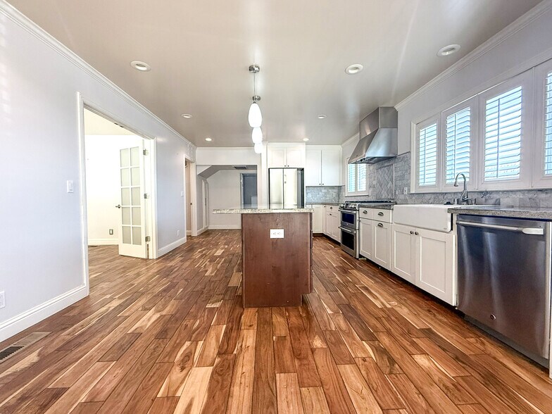 More Photos Of 1257 Magnolia St, San Carlos Land For Sale
