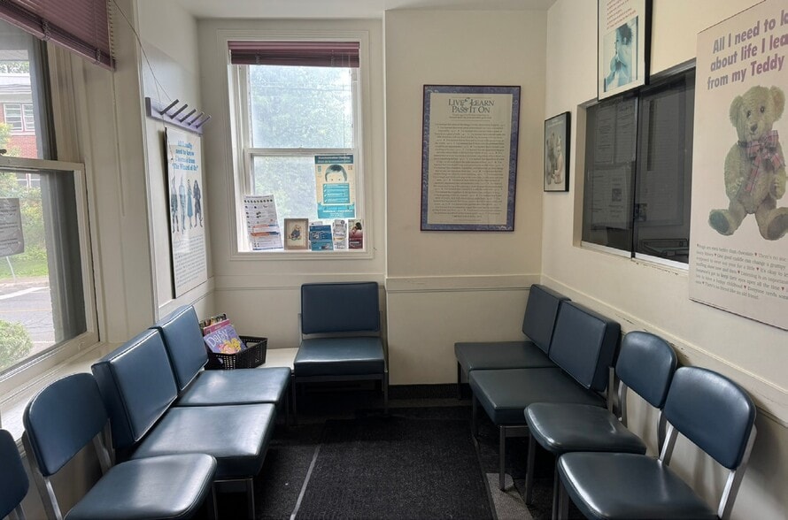 More Photos Of 505 O'connor St, Ottawa Office Residential For Sale