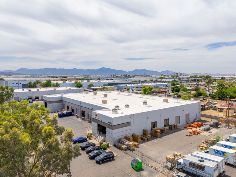More Photos Of 402 N 37th Dr, Phoenix Warehouse For Lease