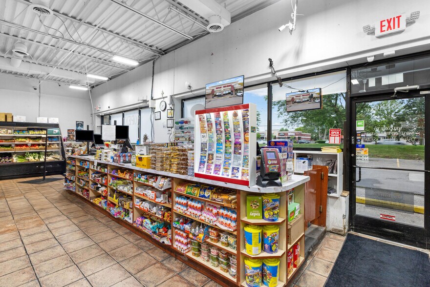 More Photos Of 36886 Ryan Rd, Sterling Heights Supermarket For Sale