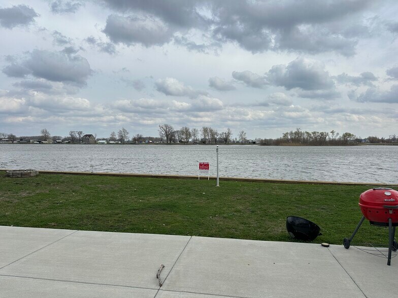 Primary Photo Of 114 Mobile Ln, Craig Land For Sale