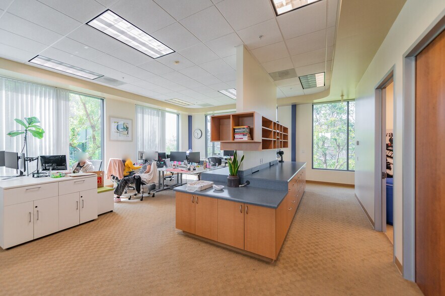 More Photos Of 9960-9970 Research Dr, Irvine Office For Sale