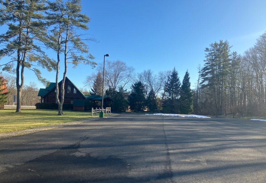 More Photos Of 60 Peoples Rd, Saugerties General Retail For Sale