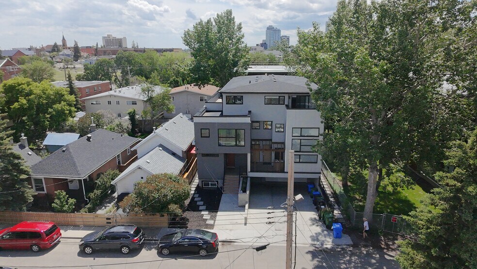 More Photos Of 613 3rd Ave NE, Calgary Apartments For Sale