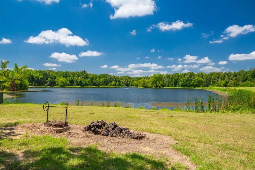 More Photos Of FM 1536 @ CR 3573, Dike Land For Sale