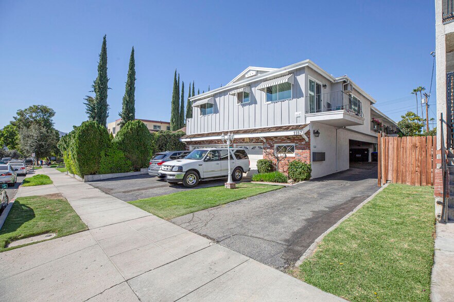 More Photos Of 1157 Justin Ave, Glendale Apartments For Sale