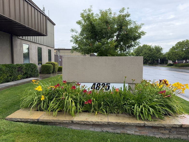 More Photos Of 4825 Stratos Way, Modesto Warehouse For Lease