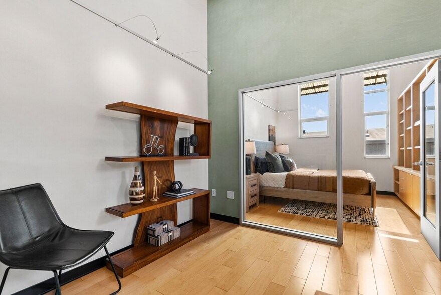 More Photos Of 108 High Rd, Santa Cruz Flex For Sale