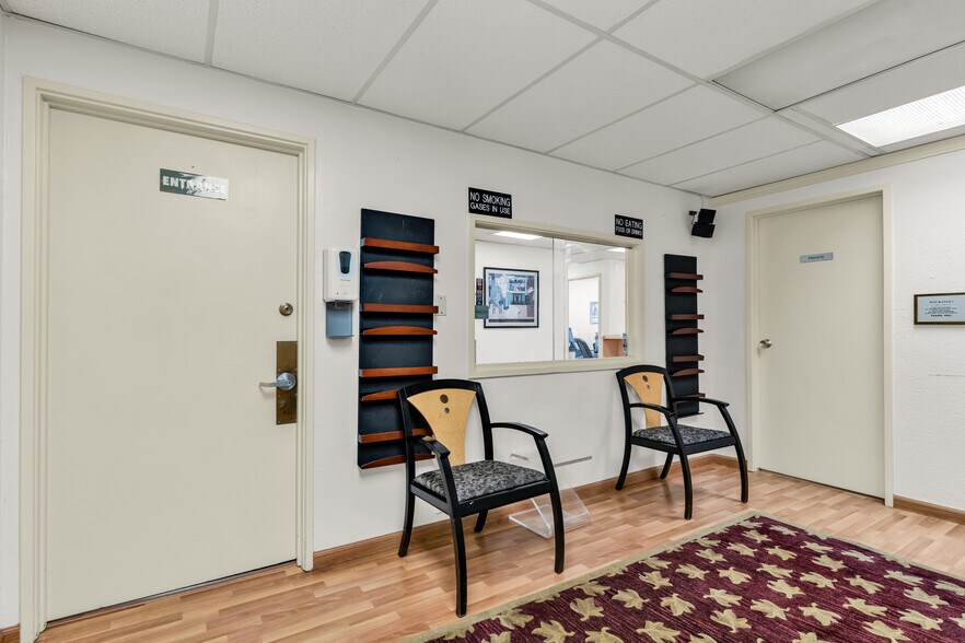 More Photos Of 7930 MacArthur Blvd, Oakland Medical For Sale