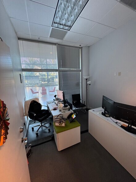 More Photos Of 301 E Yamato Rd, Boca Raton Office For Lease