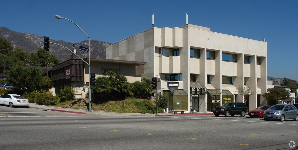 More Photos Of 3959 Foothill Blvd, La Crescenta Office For Lease