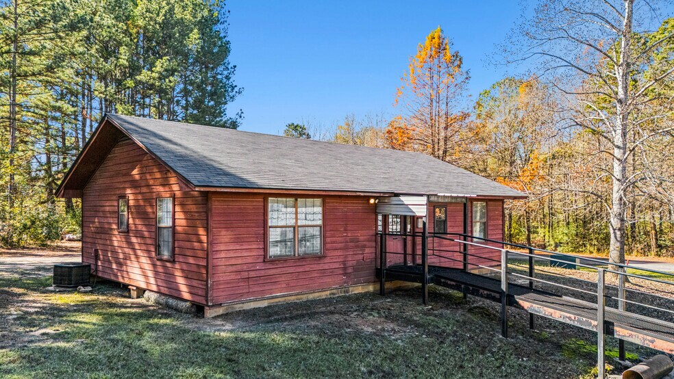 More Photos Of 508 Industrial Blvd, Atlanta Industrial For Sale