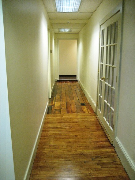 More Photos Of 7137 Old Easton Rd, Pipersville Office Residential For Sale