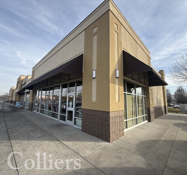 Primary Photo Of 1115-1129 12th Ave Rd, Nampa General Retail For Lease