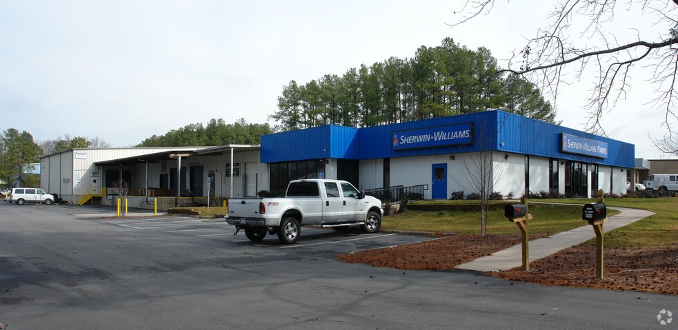 Primary Photo Of 7513 Us Highway 64 E, Knightdale General Retail For Lease